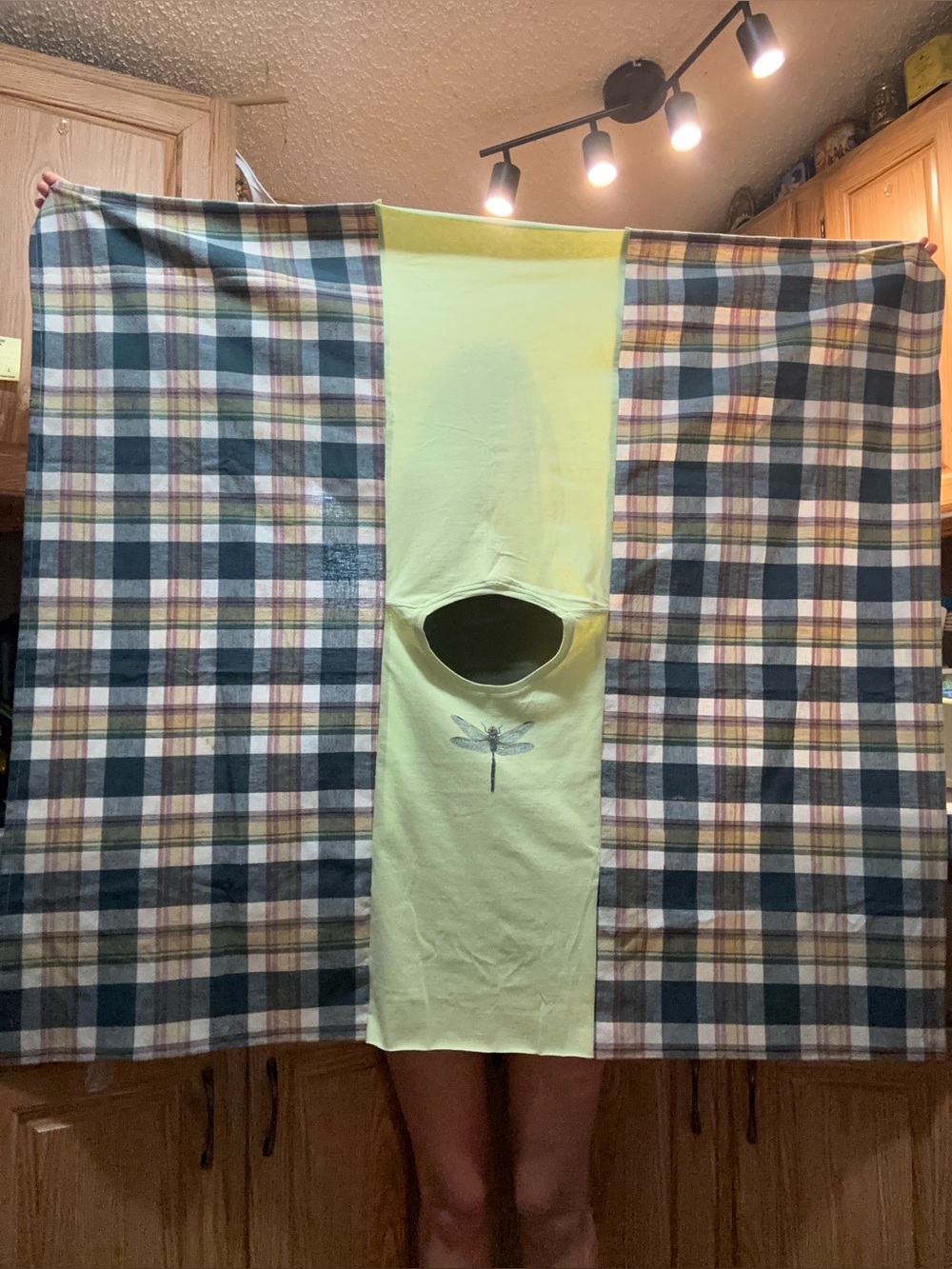 Handmade patchwork poncho - Picture 5 of 5